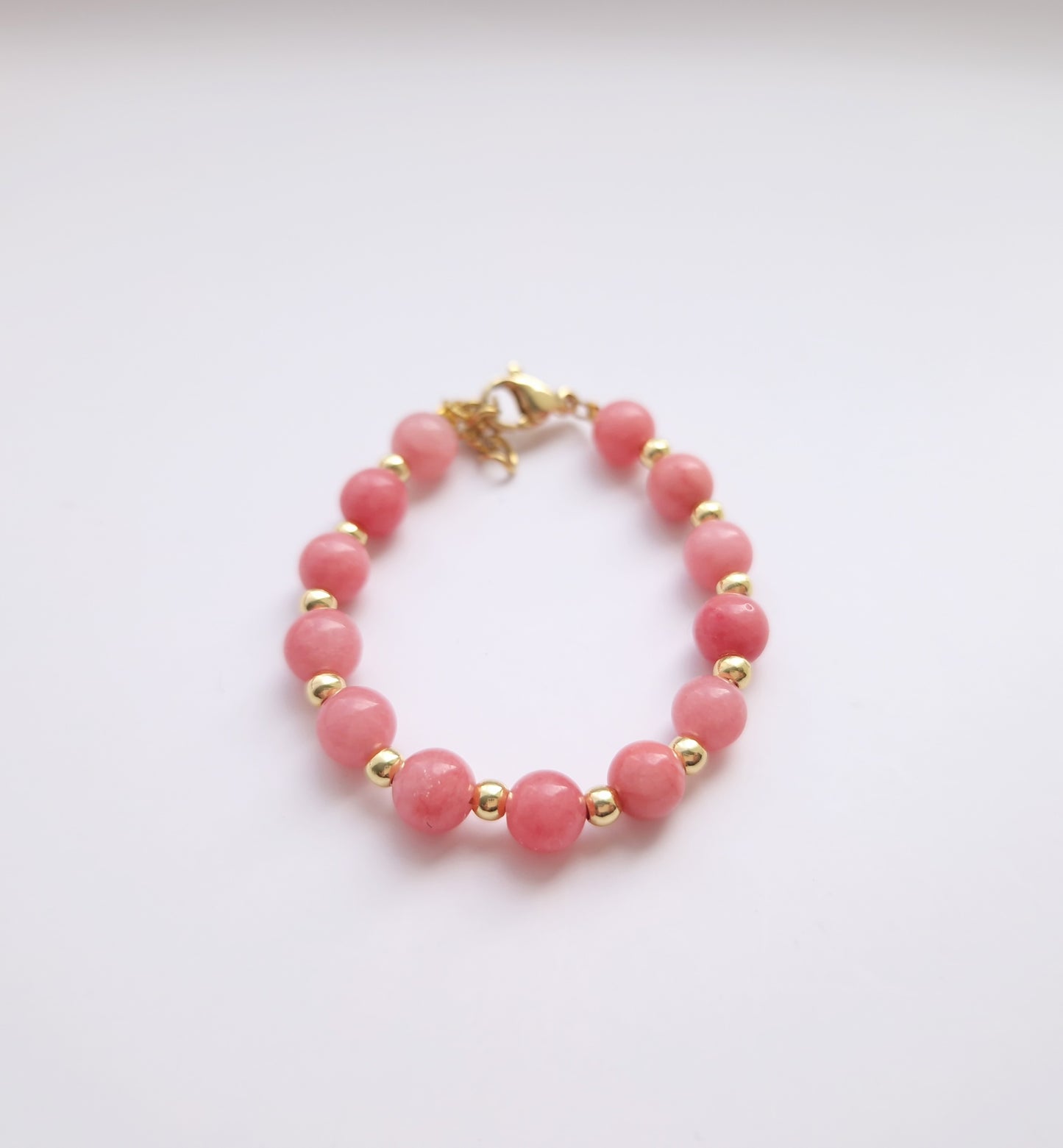 Strawberry colour bracelet - Natural stone