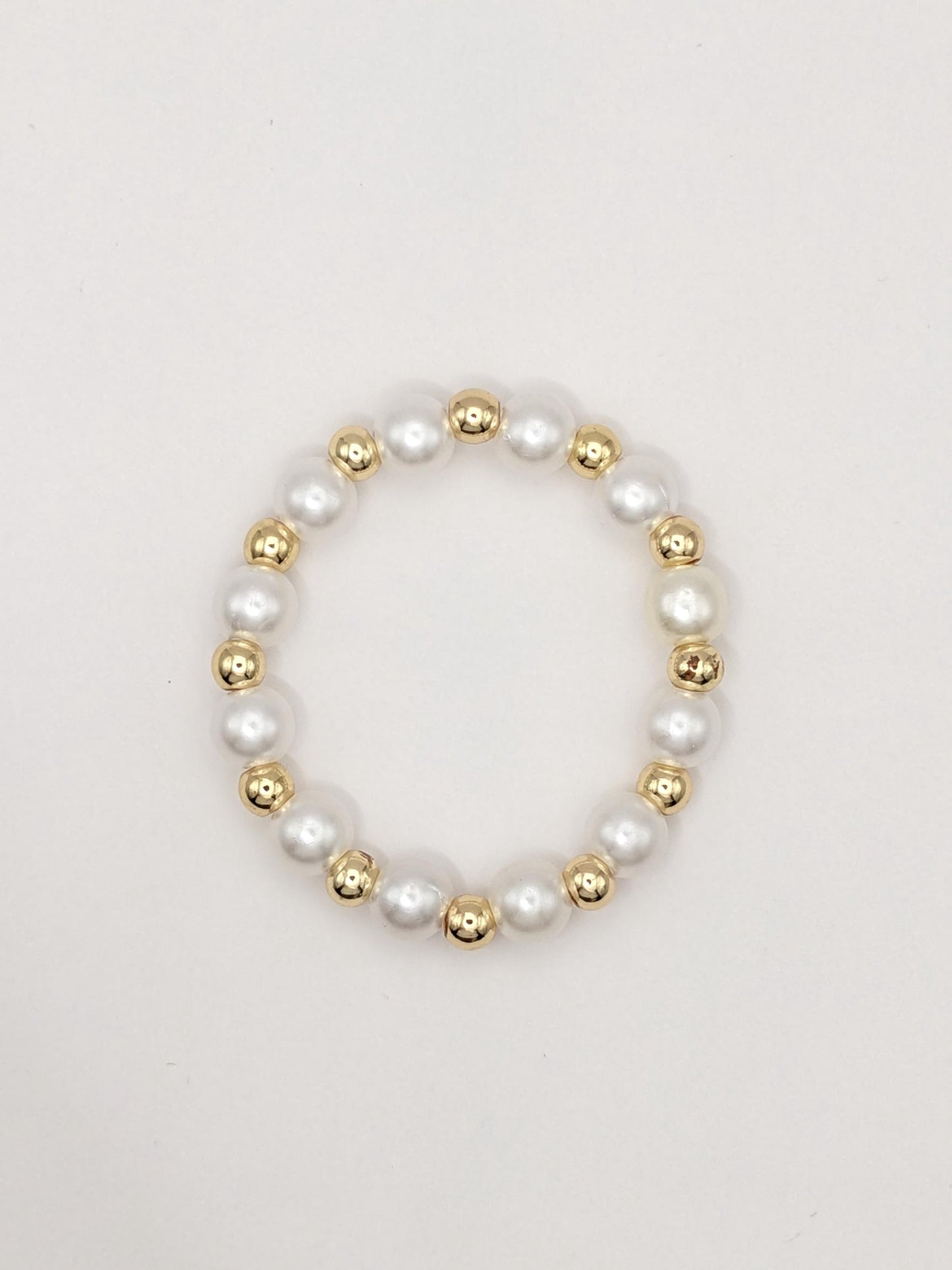 Children's bracelet - gold and pearls